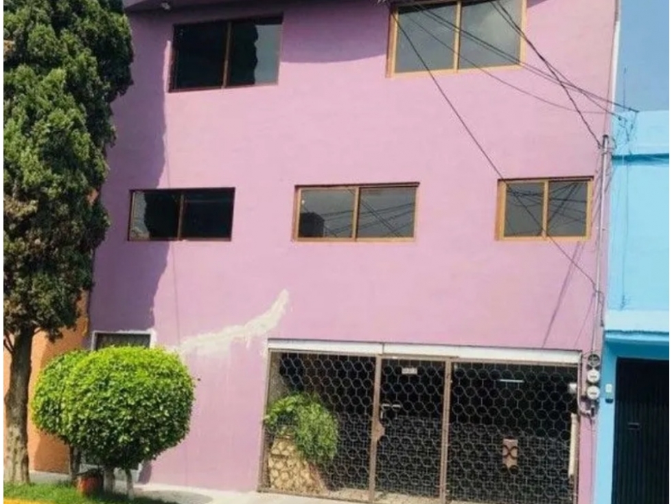 Casa en Remate en Lomas Estrella, FG-1870 - 3