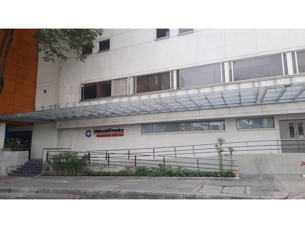 VENDO CONSULTORIO EN LA UNIDAD MEDICA DEL COUNTRY — foto 5