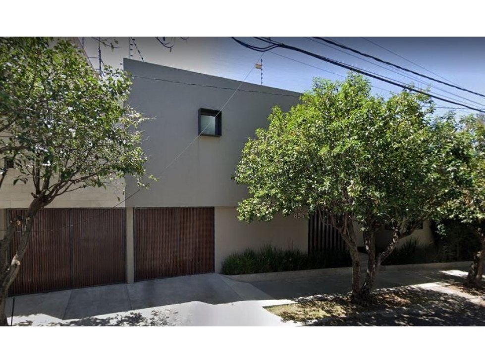 Casa en Remate en Lomas de Chapultepec, FG-1331