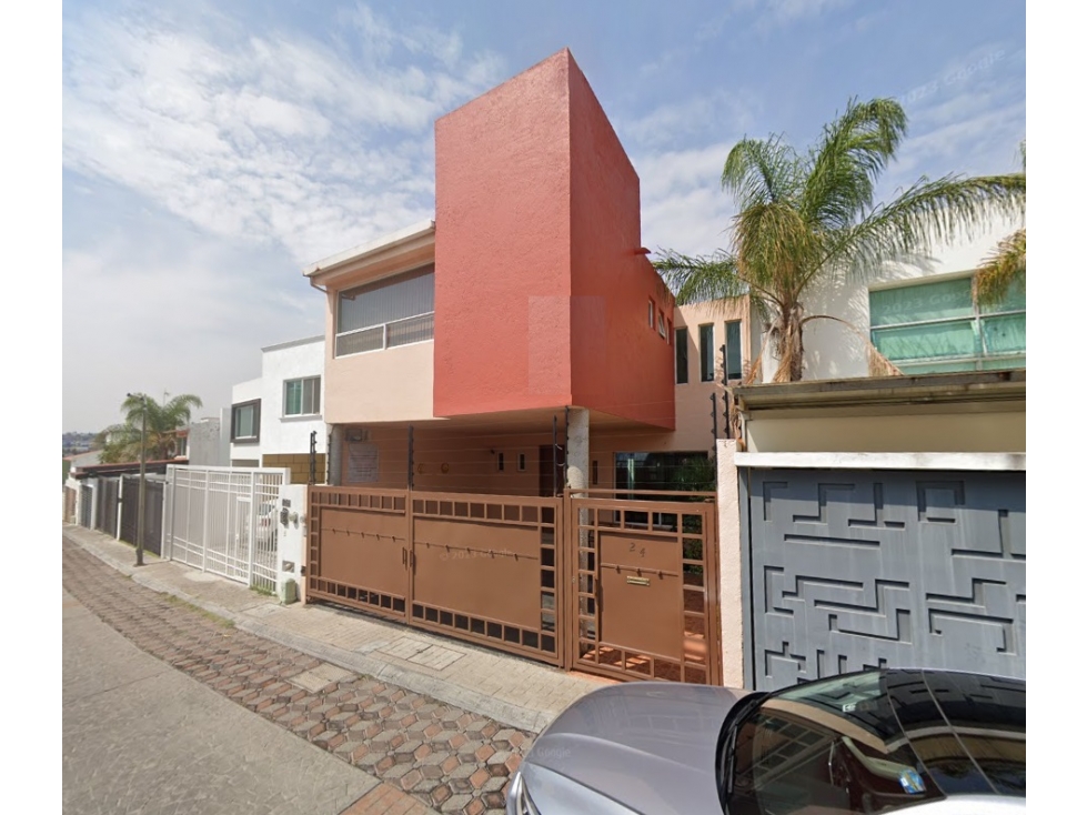 Casa en Remate en Milenio 3, FG-1881