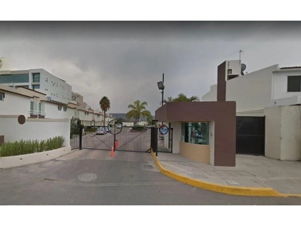 Casa en Remate en Frac Palmares, FG-1445