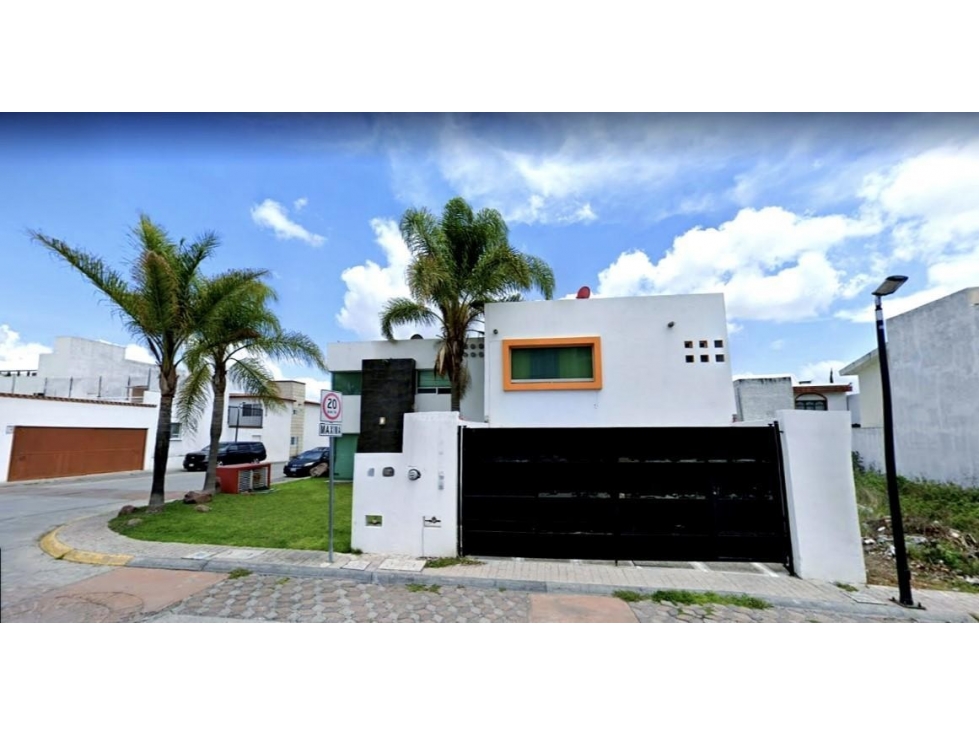 Casa en Remate en Milenio 3, FG-1882