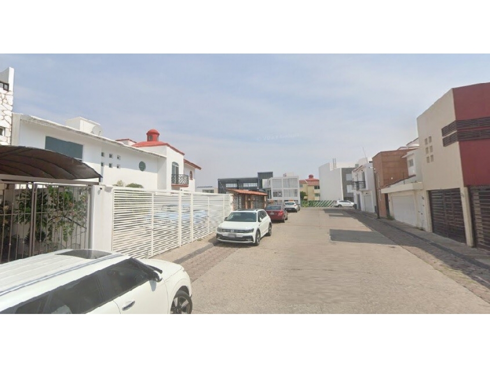 Casa en Remate en Milenio 3, FG-1884 — foto 3