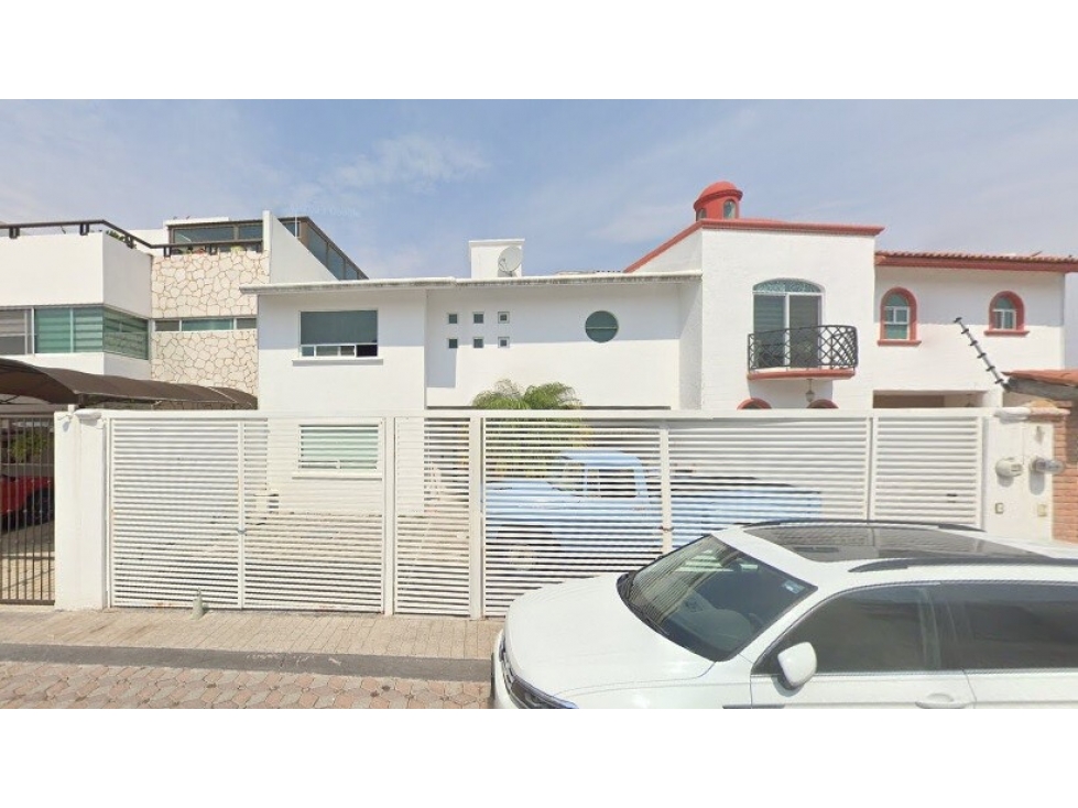 Casa en Remate en Milenio 3, FG-1884