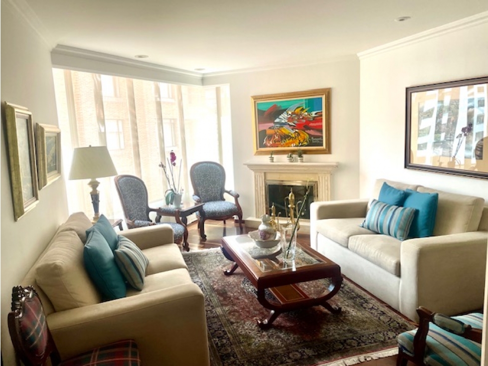 ARRIENDO Y VENDO HERMOSO APTO REMODELADO EN SANTA BARBARA CENTRAL — foto 2