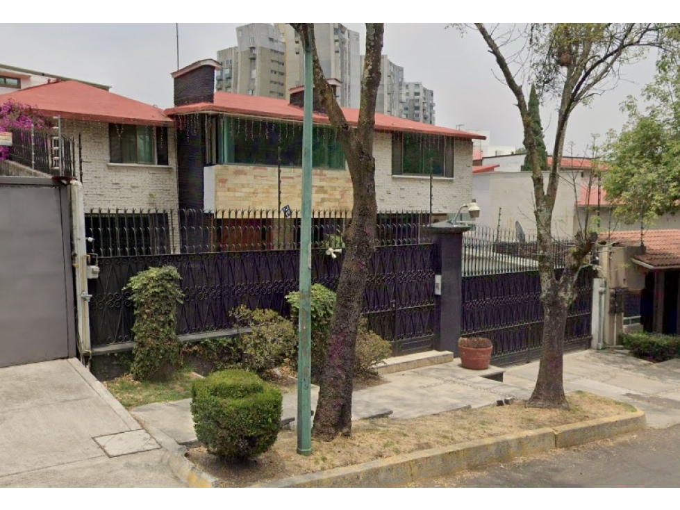 Casa en Remate en Fuentes del Pedregal, FG-774 - 1