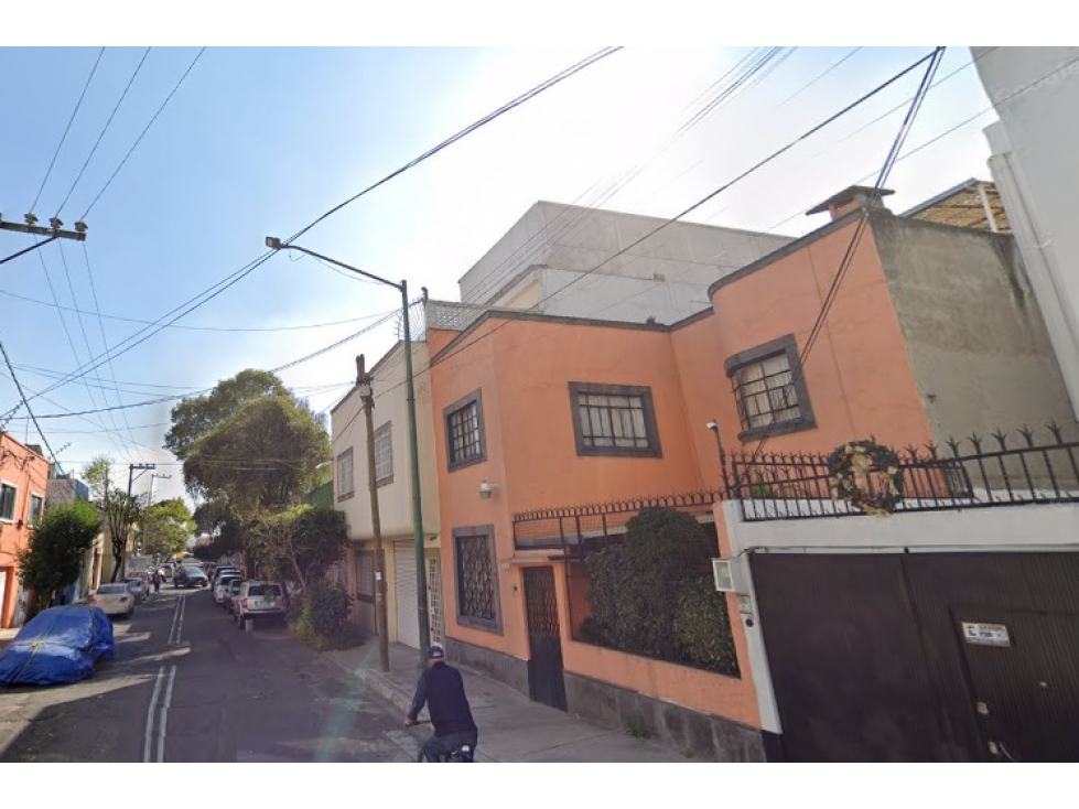 Casa en Remate en Sevilla, FG-691
