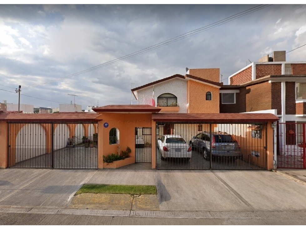 Casa en Remate en Jardines de Satélite, FG-2026 — foto 2