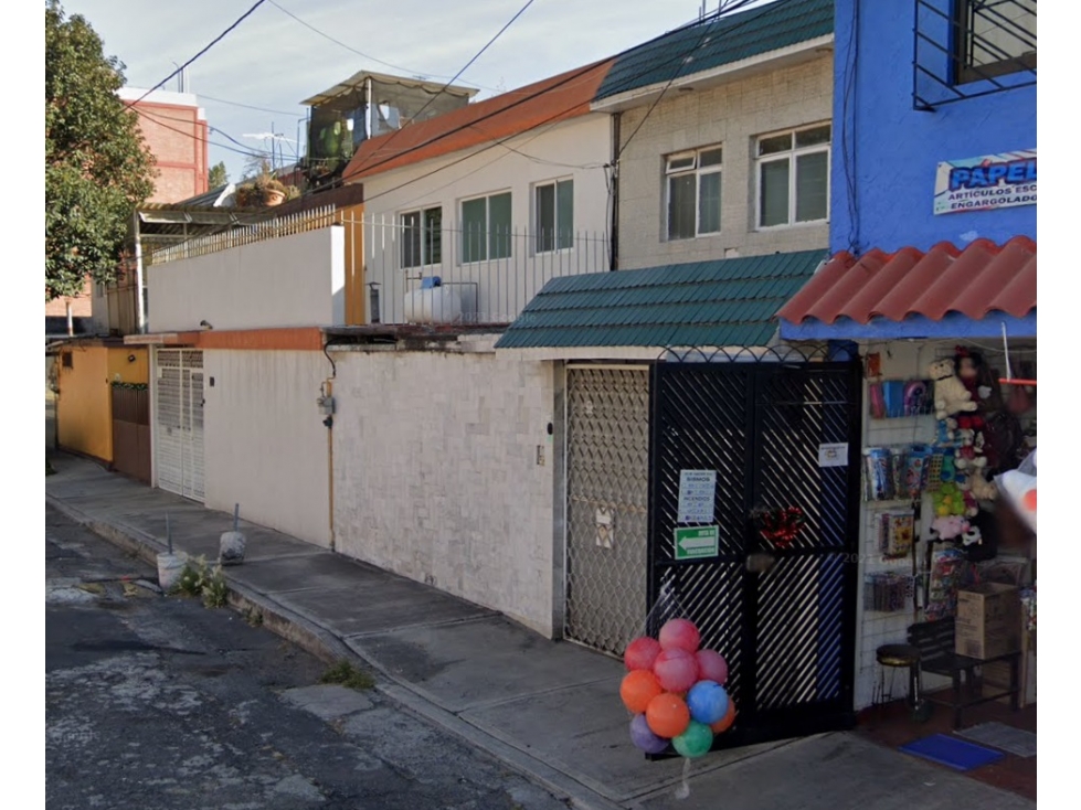 Casa en Remate en Jardín Balbuena, FG-1800