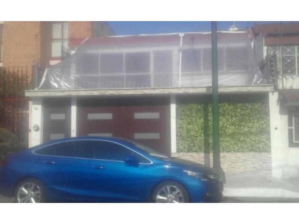 Casa en Remate en Jardín Balbuena, FG-1802