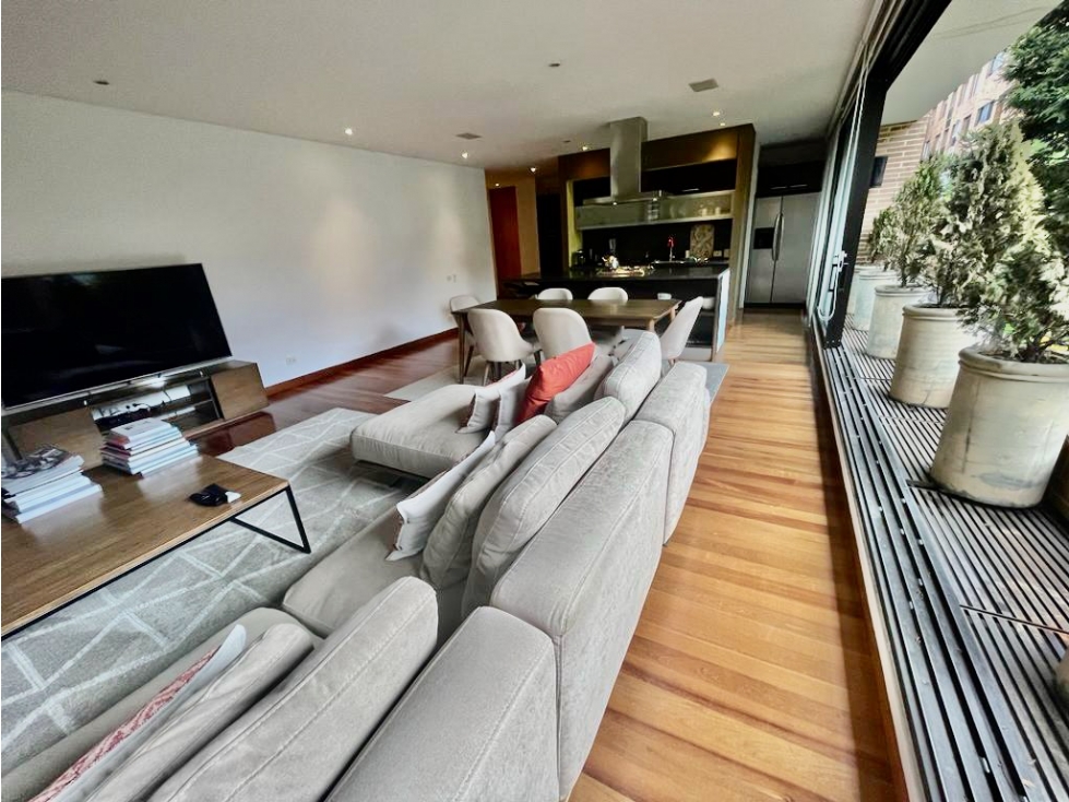 Vendo o Arriendo apartamento con gran terraza en la Carrera 9 con 89 — foto 4