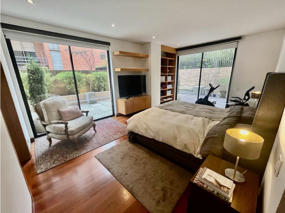 Vendo o Arriendo apartamento con gran terraza en la Carrera 9 con 89 — foto 6