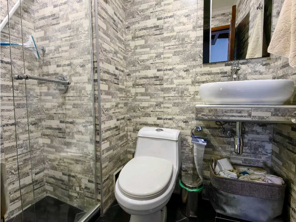 Apartamento remodelado en Conquistadores piso 4 por escalas — foto 6