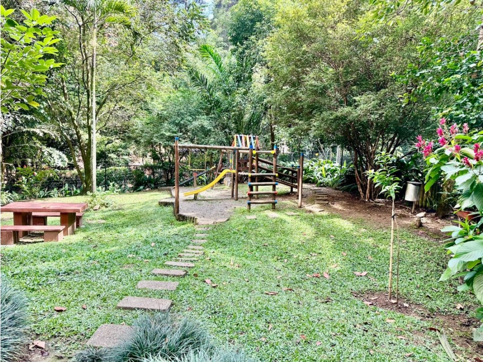 VENTA APARTAMENTO LA TOMATERA POBLADO MEDELLÍN