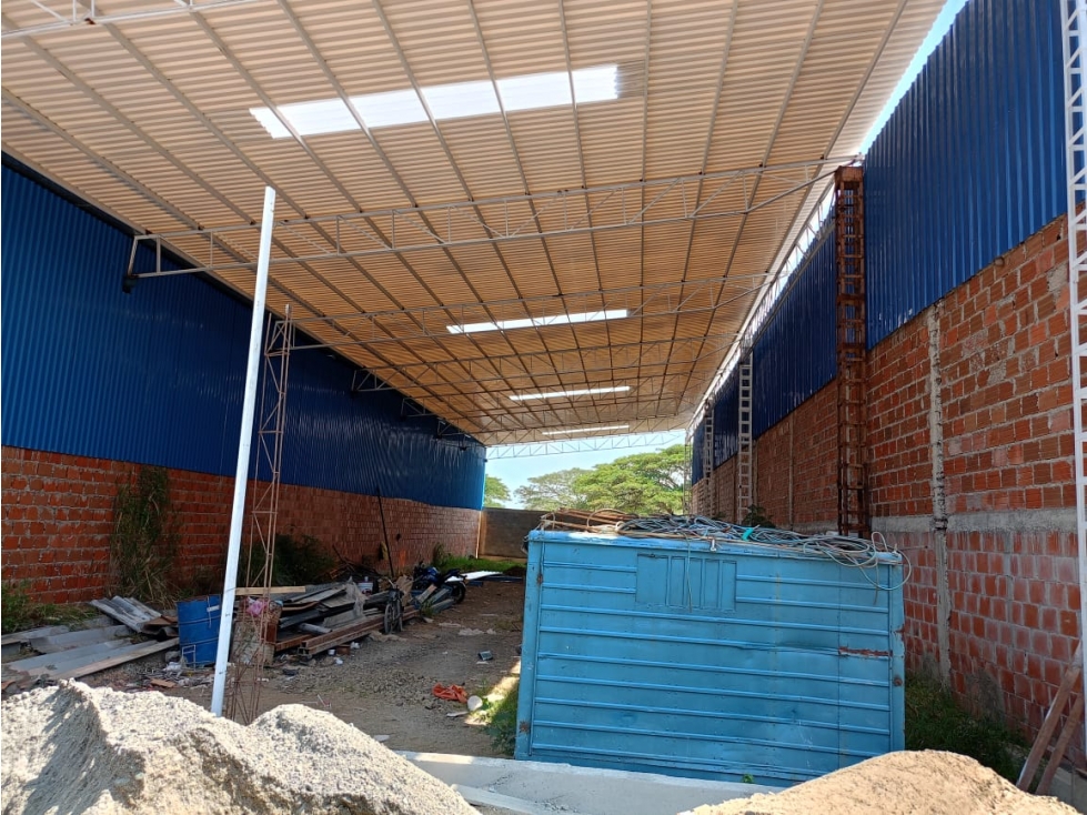 Se vende o alquila Bodega en caucaseco (JPG) CW:9307662 - 1
