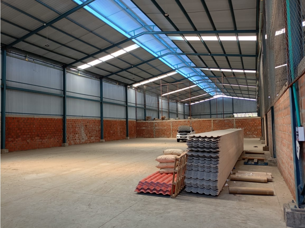 Se vende o alquila bodega en Caucaseco (JPG) CW:9307641 - 2