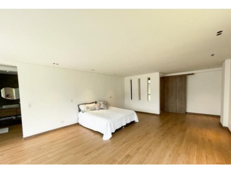 Hermosa casa moderna en el Escobero — foto 2