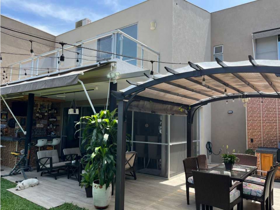 SE VENDE HERMOSA CASA EN CONDOMINIO EN JAMUNDI LO cw9417625 — foto 2