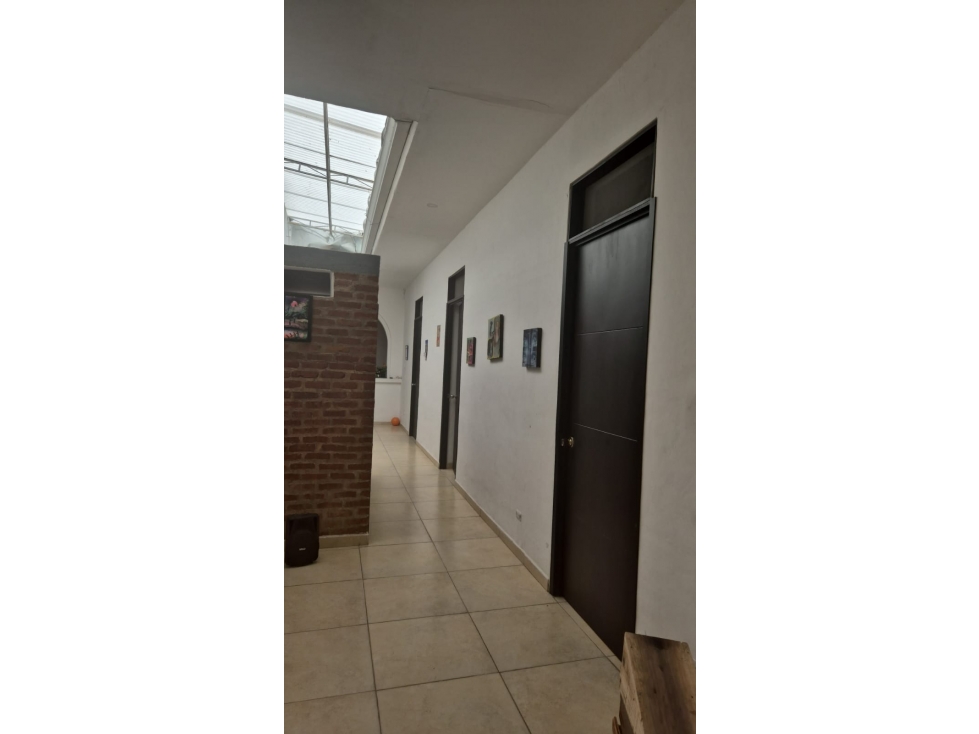 SE VENDE AMPLIA CASA EN BARRIO SAN CAYETANO LO cw9368948 — foto 3