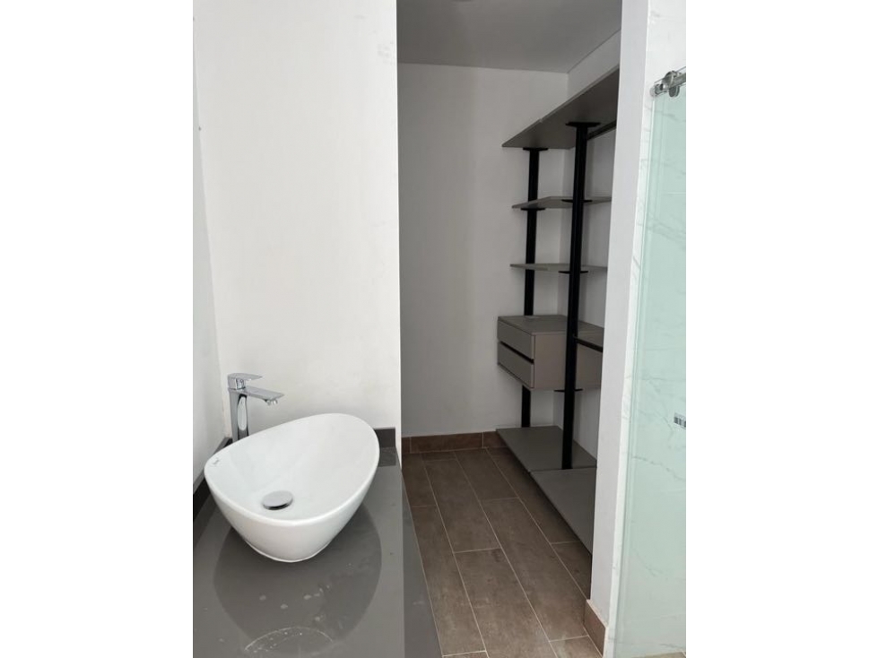 SE VENDE APARTAMENTO DE LUJO ZONA NORTE MENGA LO cw9368968 — foto 5