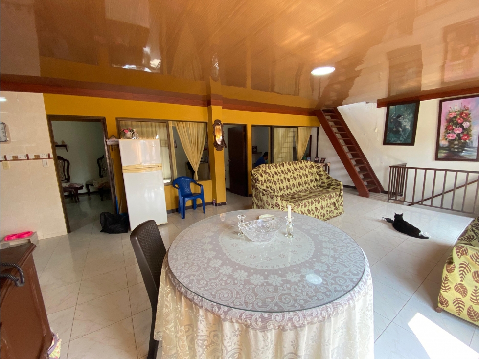 CASA EN VENTA EN EL BARRIO LIBERTADORES BIFAMILIAR LO cw9368966 — foto 2