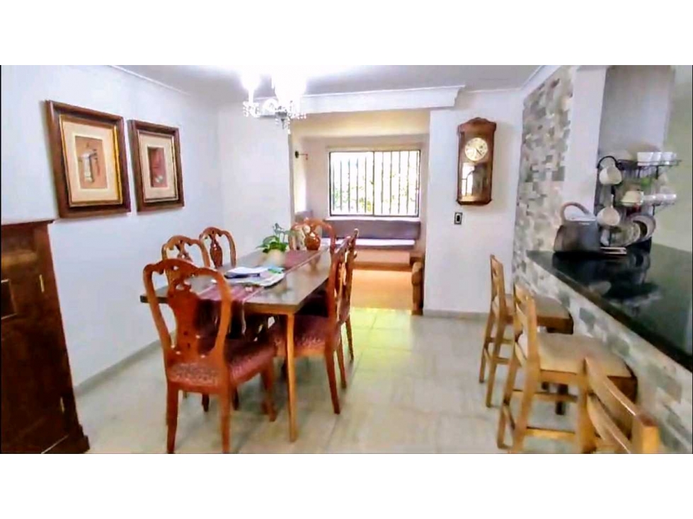 Casa Remodelada Loma de los Bernal