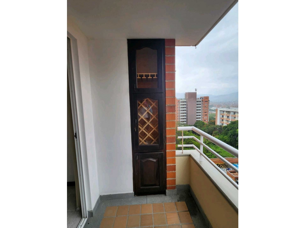 Apartamento Loma de Los Bernal parte Baja