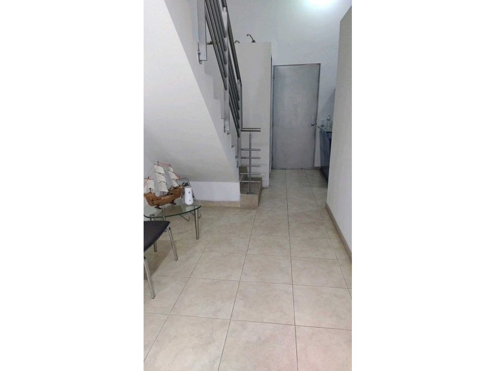 Oficina Indiana Mall Alto de las Palmas Glorieta Sancho Paisa — foto 5