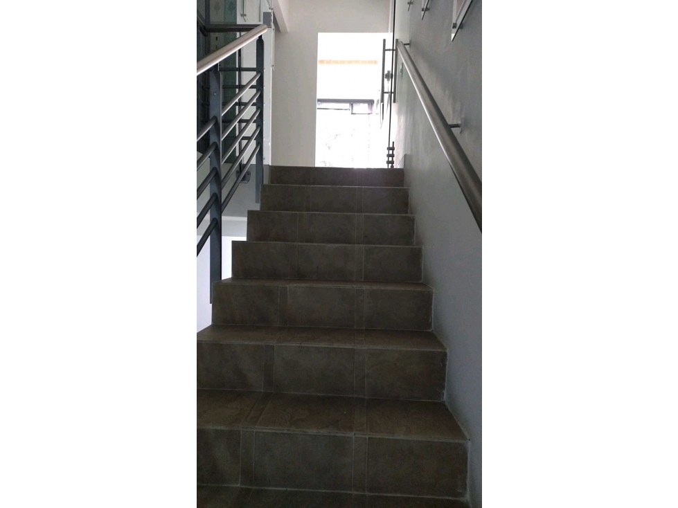 Oficina Indiana Mall Alto de las Palmas Glorieta Sancho Paisa — foto 6