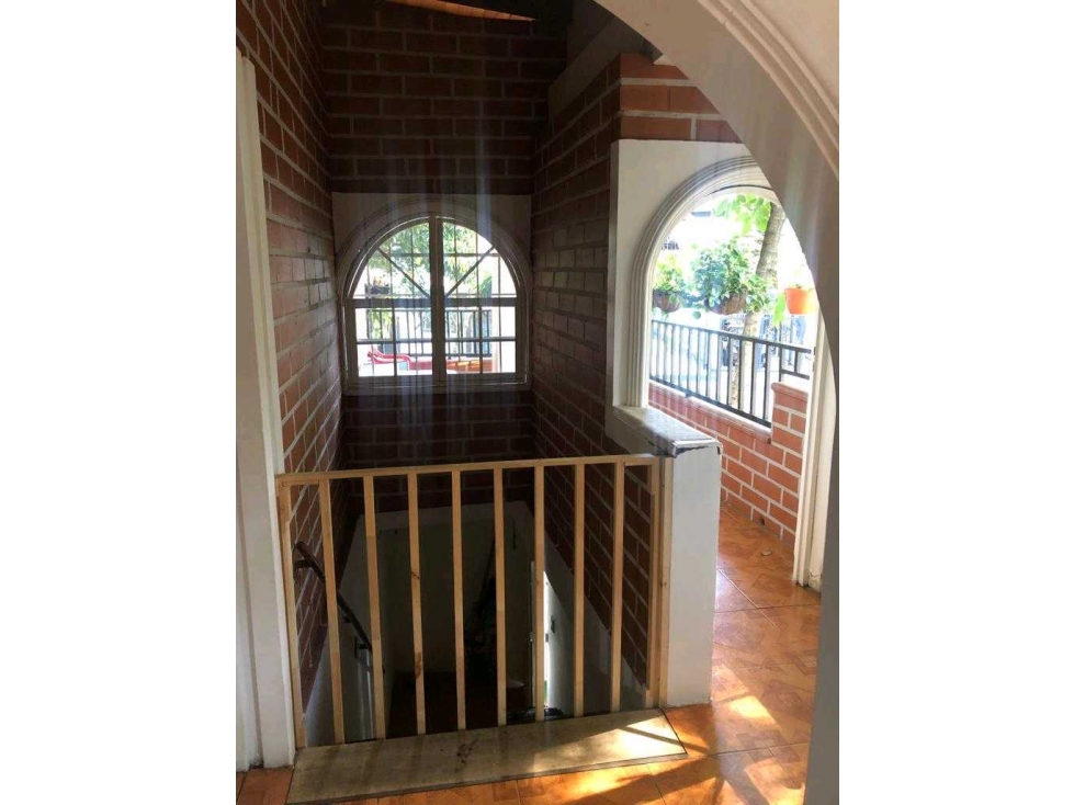 VENTA DE CASA ESQUINERA SANTA LUCIA