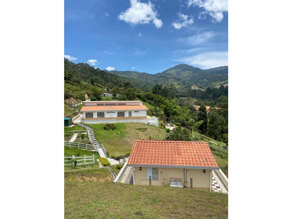 VENTA FINCA CAMPESTRE EN CALDAS ANTIOQUIA - 1