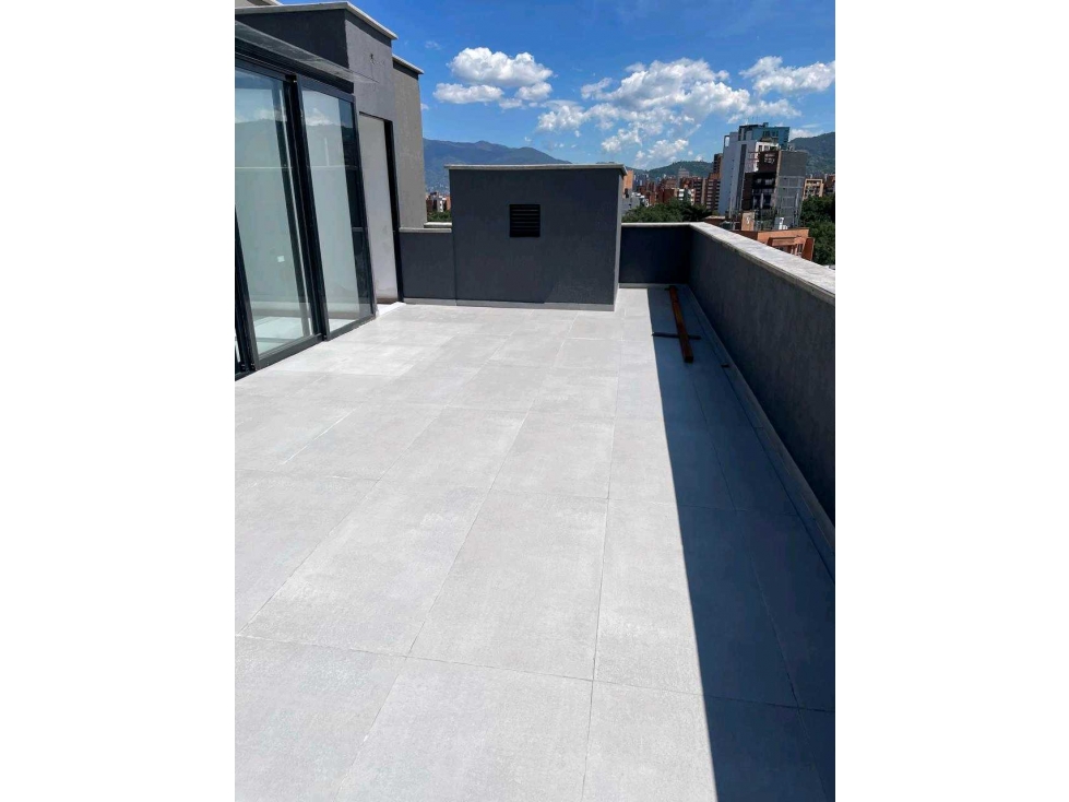 VENTA APARTAMENTO LAURELES