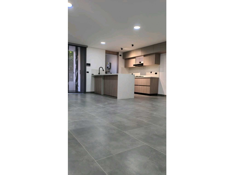 Venta de Apartamento en Castellana para estrenar — foto 4