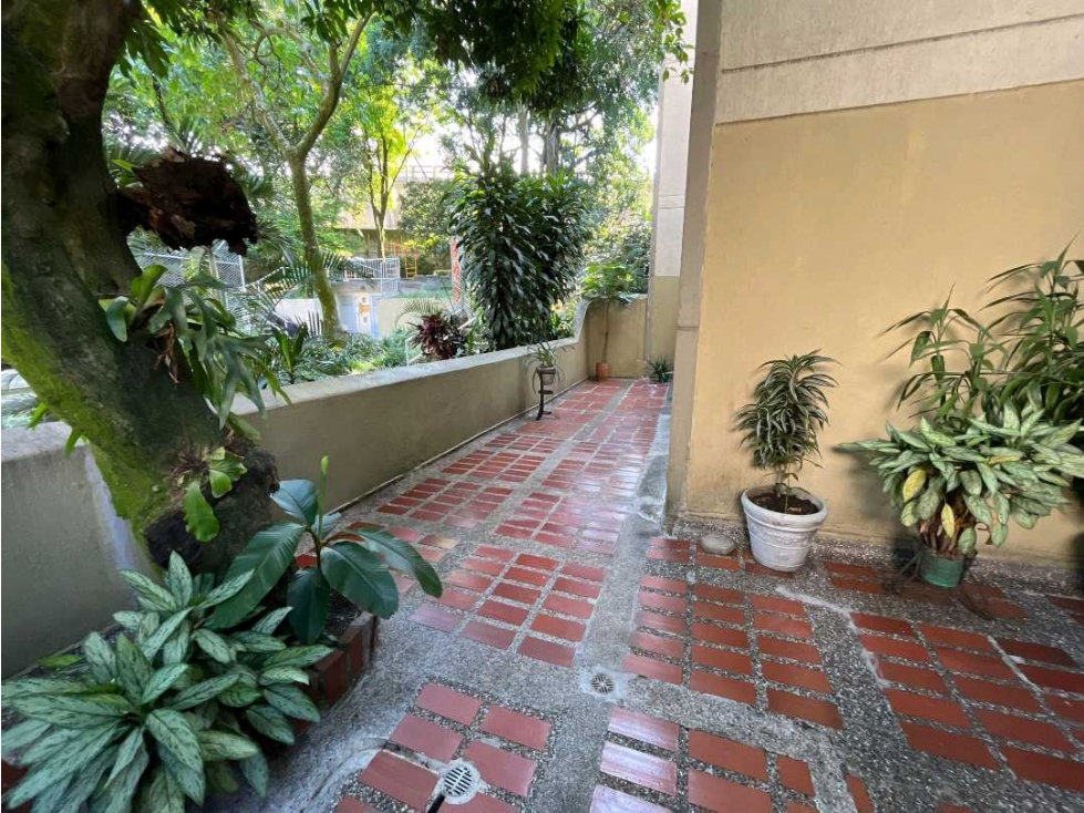 Apartamento Poblado Sector Aguacatala para Remodelar — foto 5