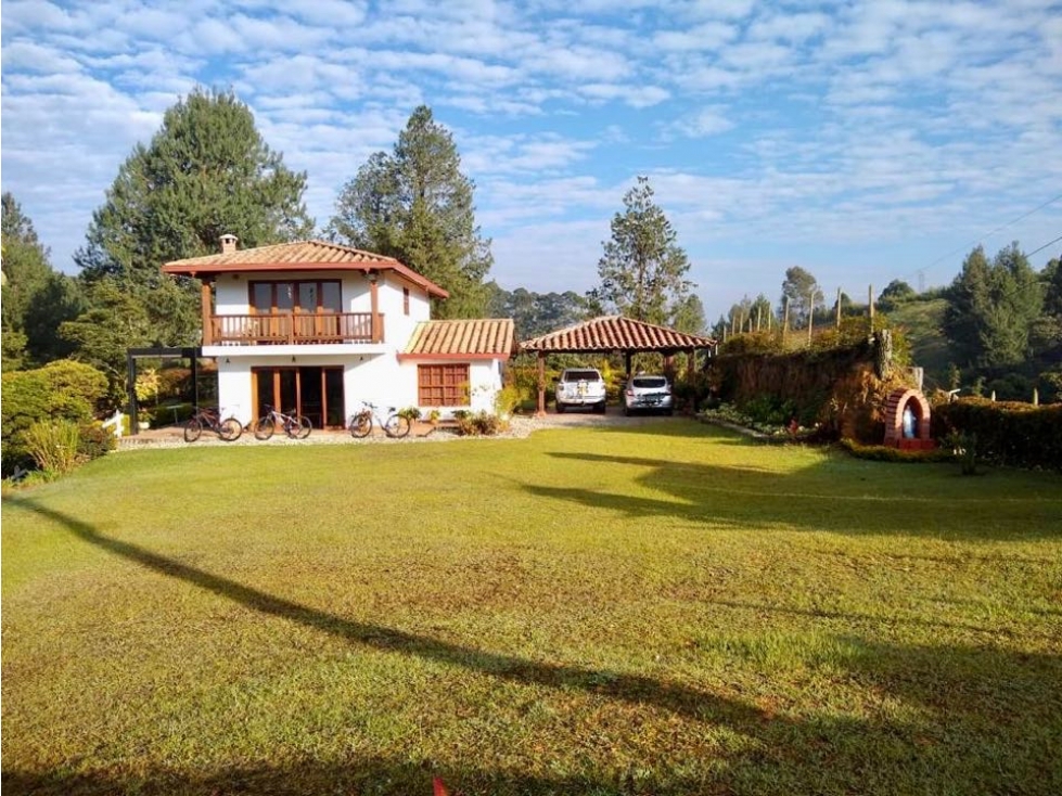 CASA CAMPESTRE EN VENTA MARINILLA
