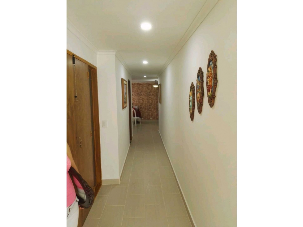SE VENDE APARTAMENTO LAURELES — foto 5