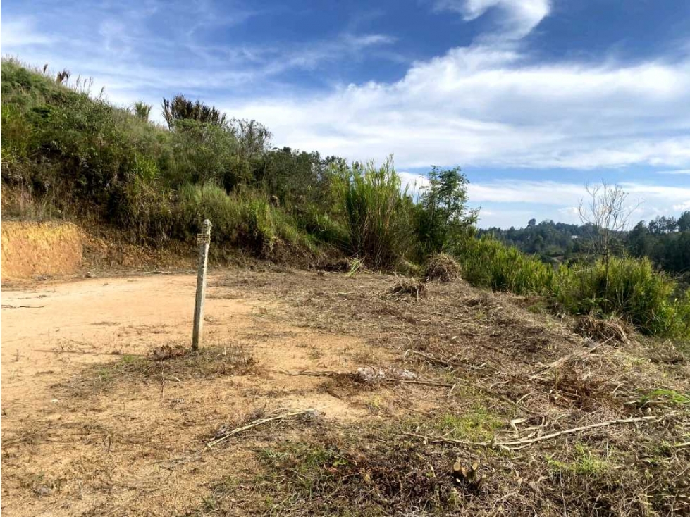 SE VENDE LOTE SAN VICENTE