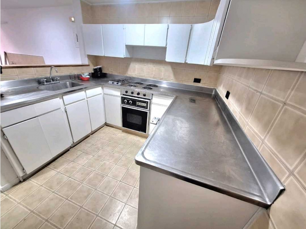 SE VENDE CASA POBLADO