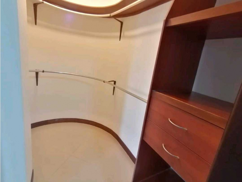 SE VENDE APARTAMENTO LAURELES — foto 5