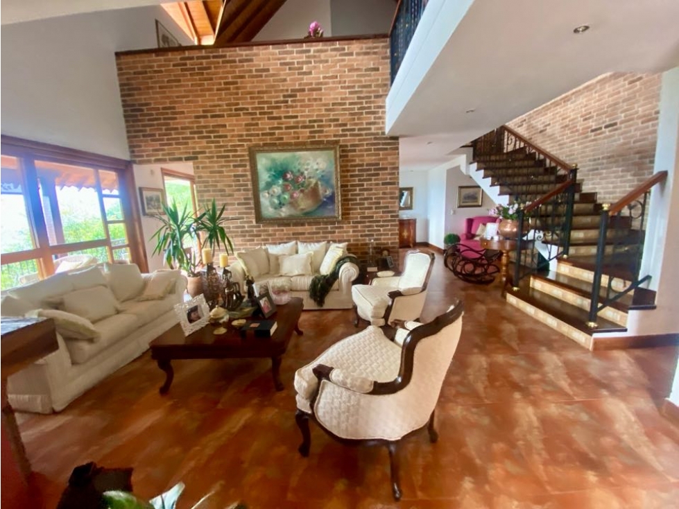 CASA EN VENTA ENVIGADO LOMA DEL ESCOBERO — foto 2