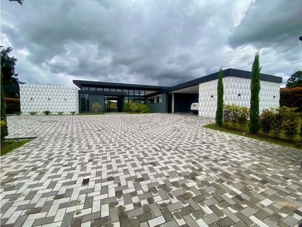 CASA EN VENTA RÍONEGRO LLANOGRANDE