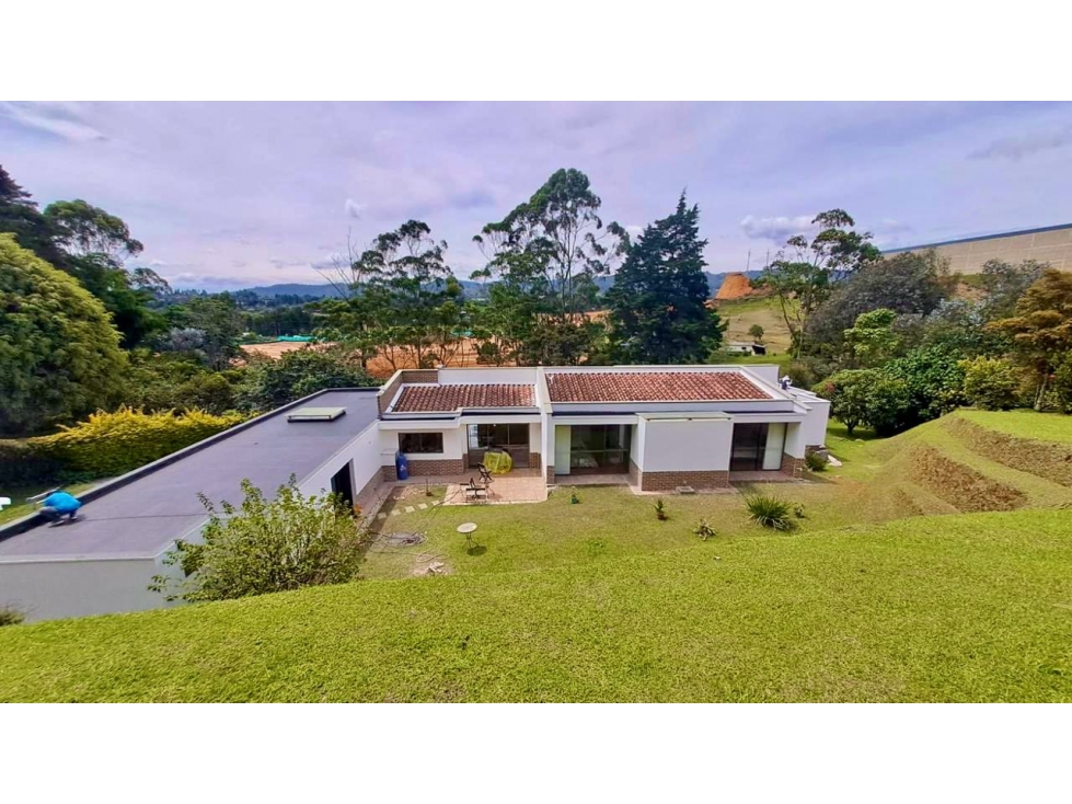 CASA CAMPESTRE EN VENTA GUARNE VEREDA LA CLARITA