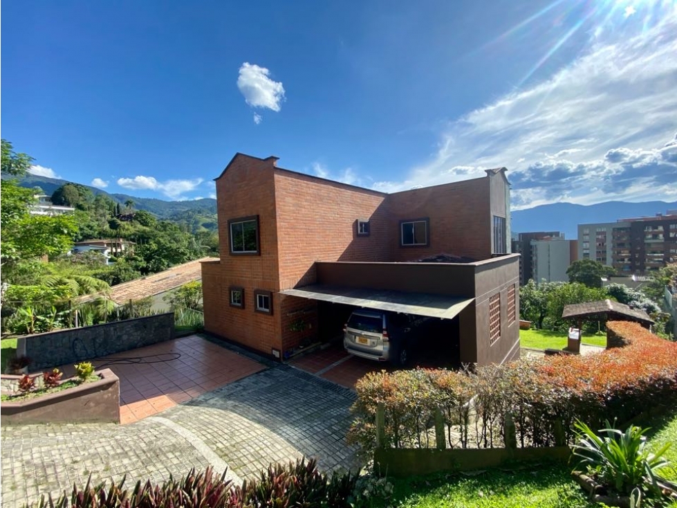 CASA EN VENTA ENVIGADO LOMA DEL ESCOBERO — foto 2
