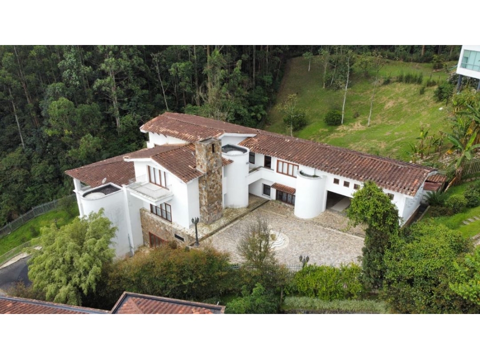 OFREZCO EN VENTA HERMOSA CASA EN EL POBLADO - MEDELLIN — foto 2