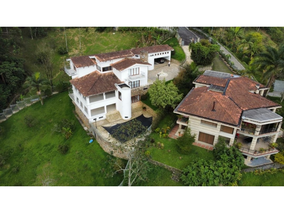 OFREZCO EN VENTA HERMOSA CASA EN EL POBLADO - MEDELLIN — foto 4