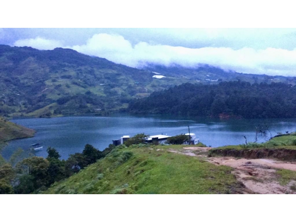 ESPECTACULAR LOTE EN VENTA GUATAPE VEREDA LA PEÑA