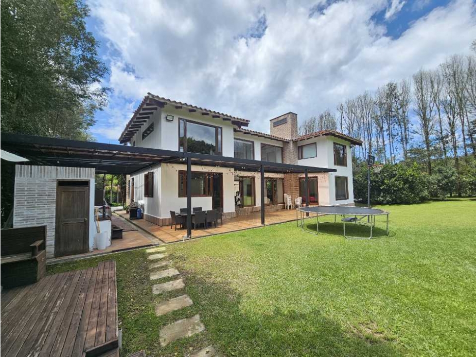 Espectacular casa campestre ubicada en el Retiro sector FIzebad. — foto 2