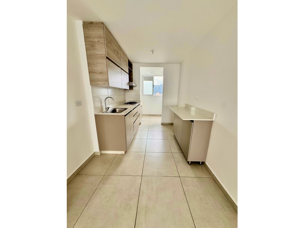 HERMOSO APARTAMENTO EN VENTA SABANETA LOMA LINDA — foto 4