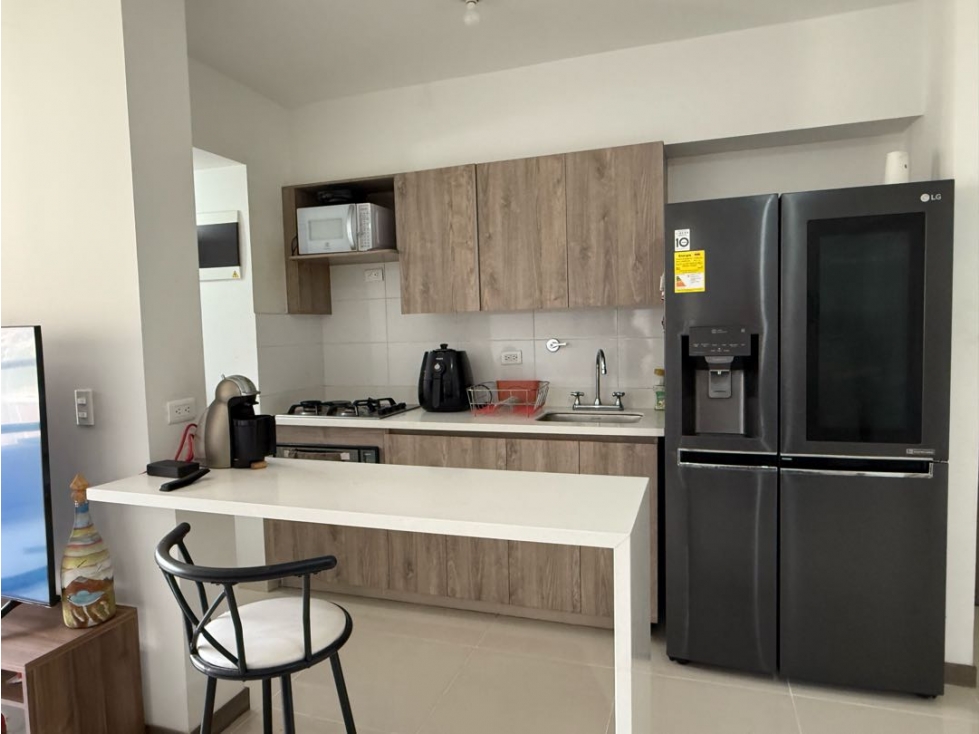 VENTA DE APARTAMENTO EN SABANETA PISO ALTO CON VISTA Y UNIDAD COMPLETA