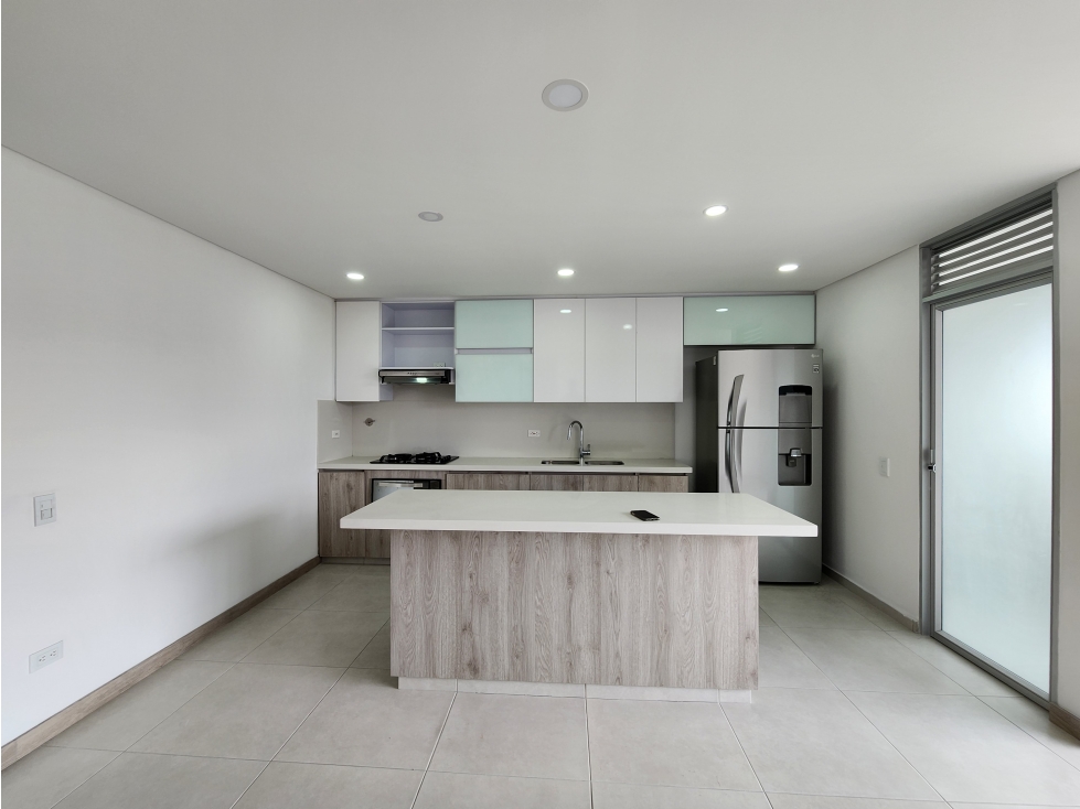 VENTA APARTAMENTO PARTE PLANA DE ENVIGADO LA FRONTERA Y EN UNIDAD